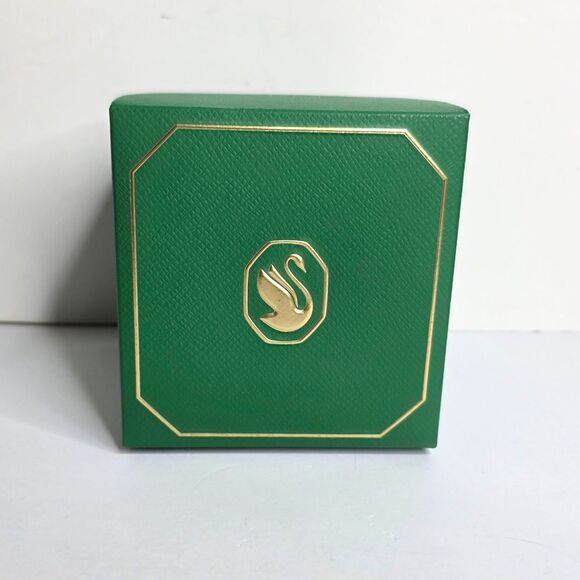 Swarovski Holiday Cheers Tree and Gifts Ball Ornament Christmas - NEW - Picture 7 of 10